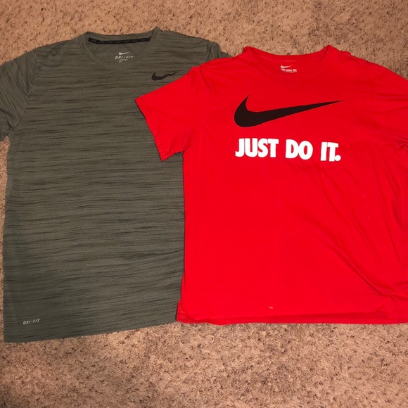 Men’s Nike t-shirts - Picture 1 of 3
